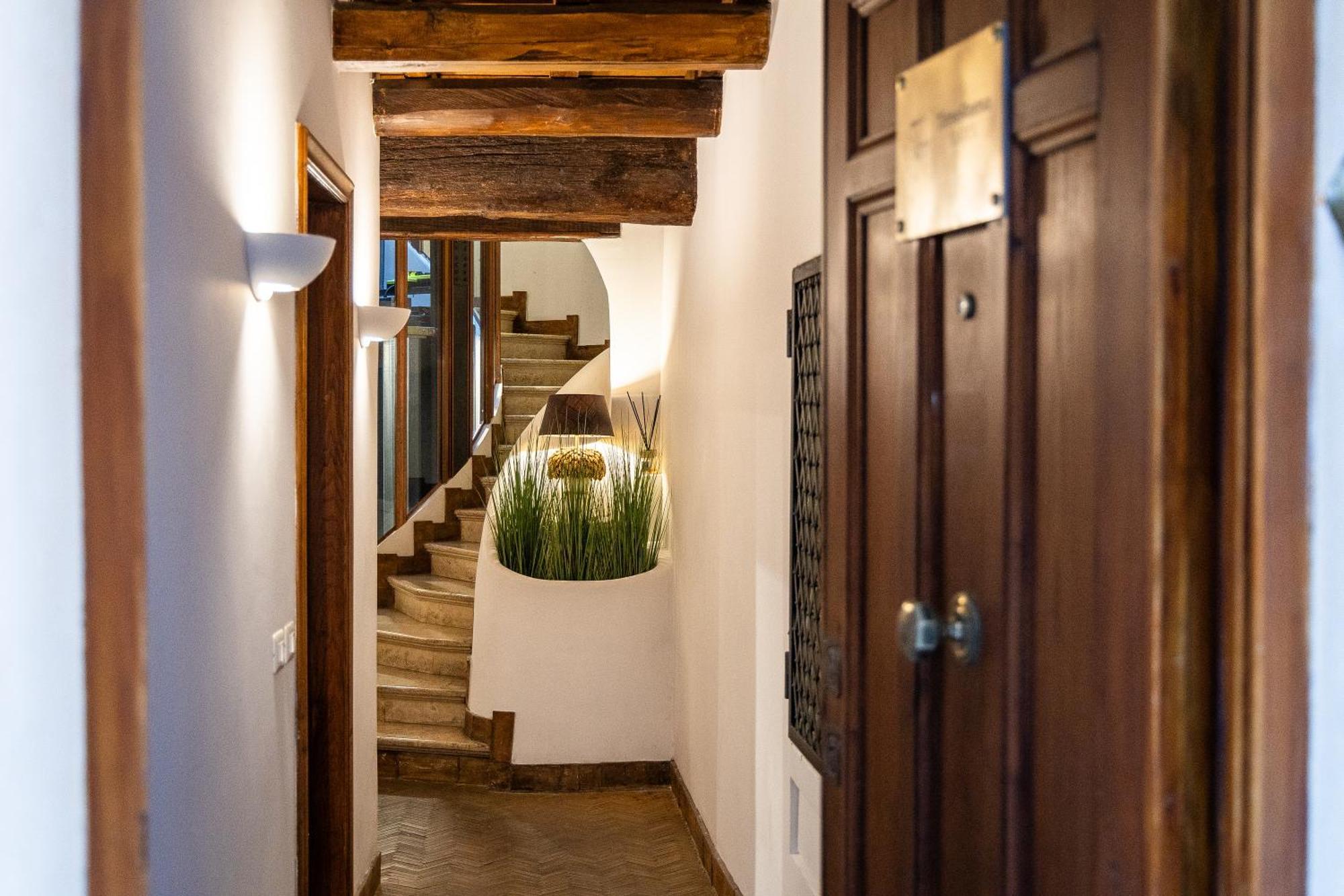 Timeroma Suites Bagian luar foto